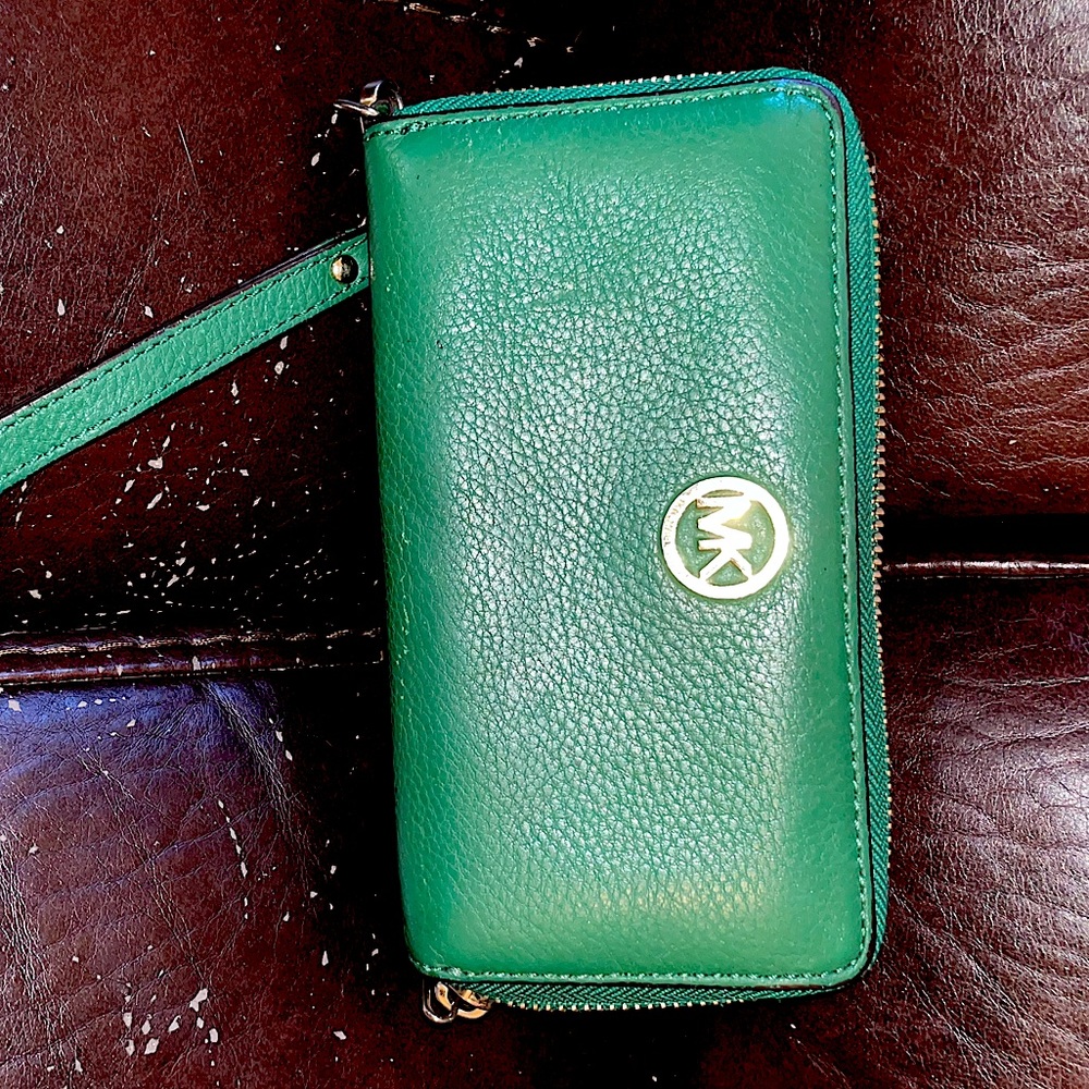 Michael Kors Wristlet